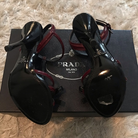 Prada open toes heel - Picture 2 of 3